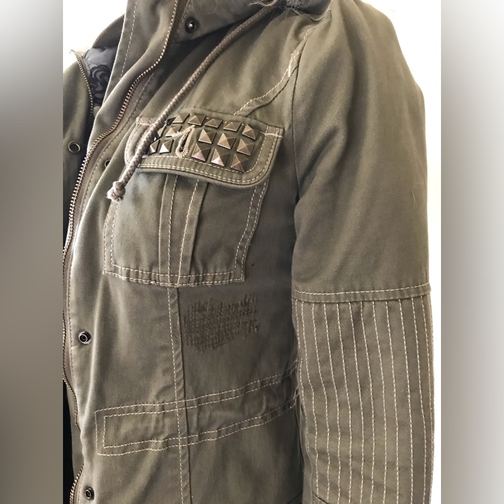 guess parka size s like new